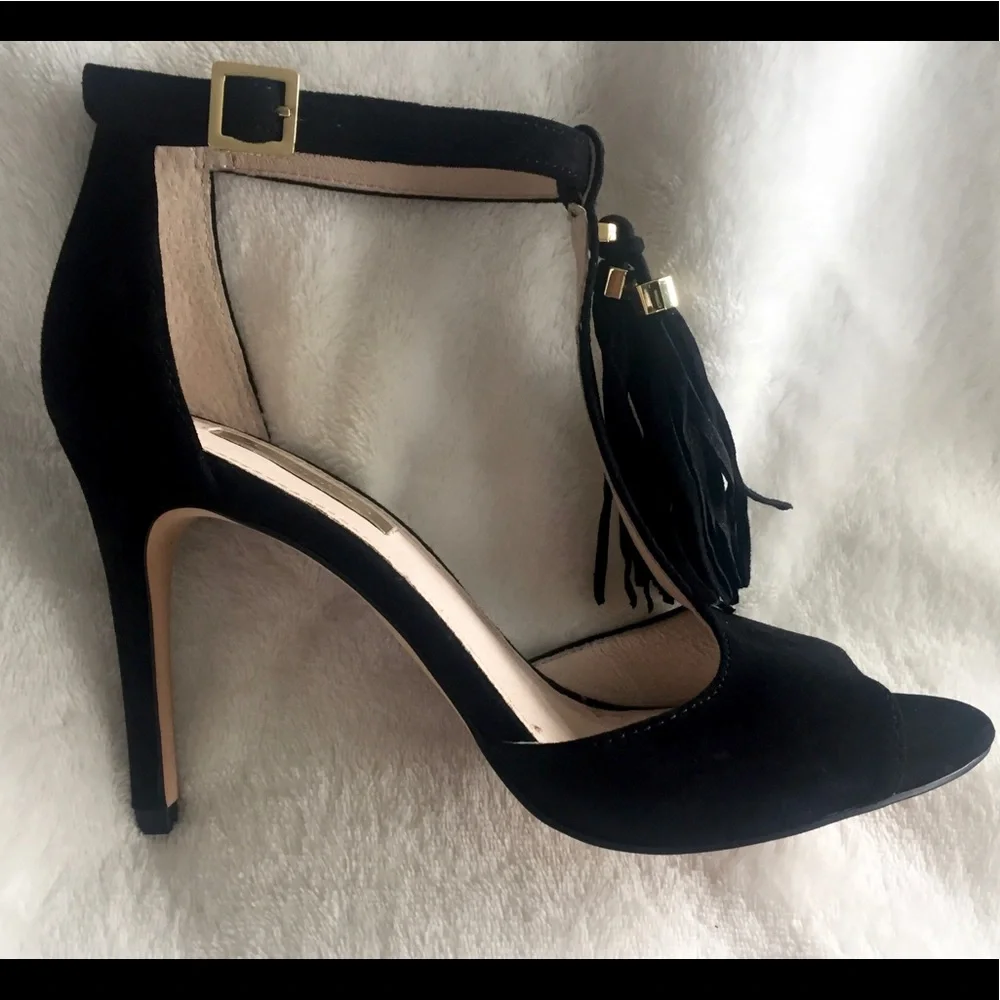 New - Tage Tassel Sandal - Picture 2 of 9